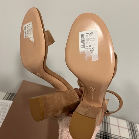 BNWT Authentic Gianvito Rossi Versilia Suede Block Heel Sandal - Picture 3 of 4